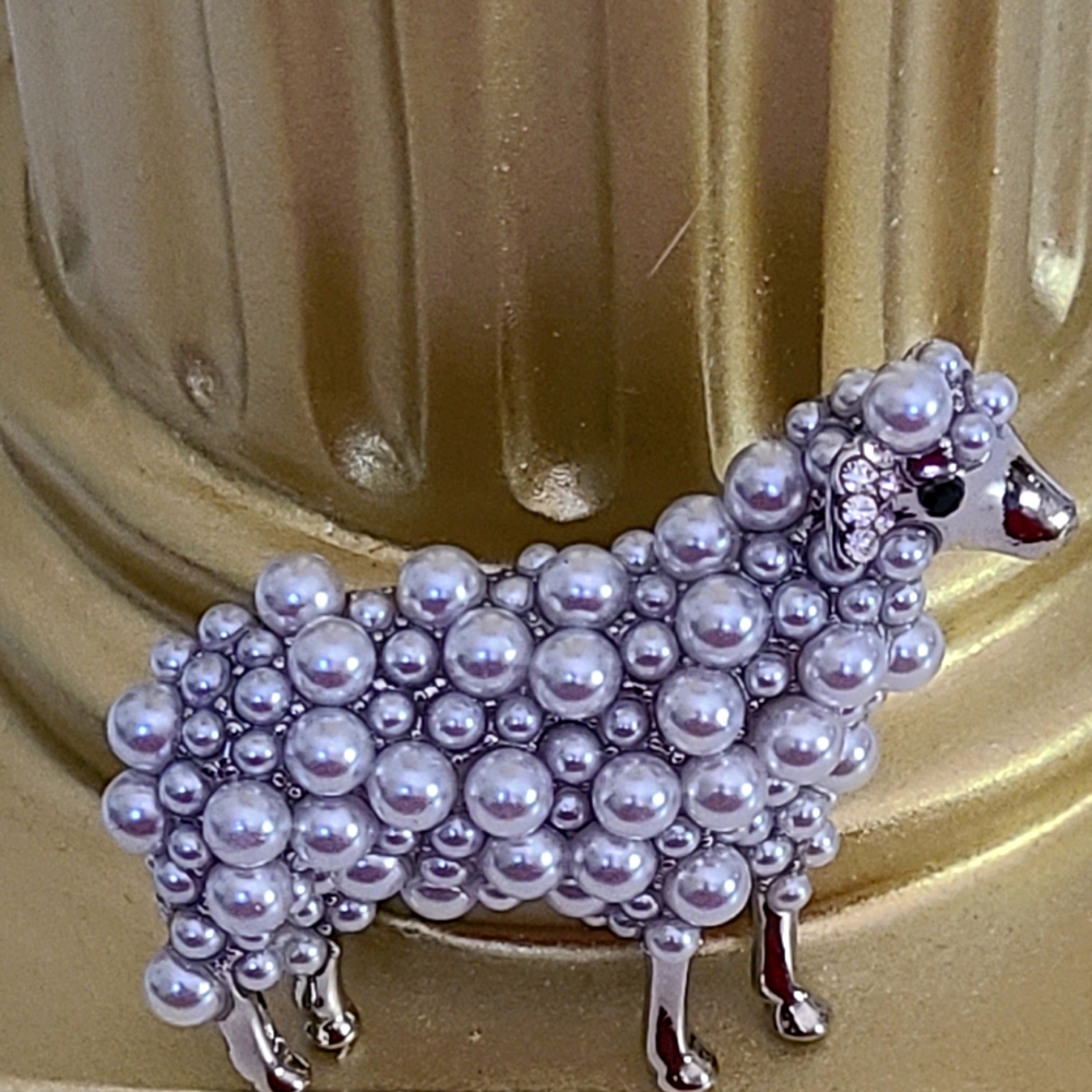Brooch